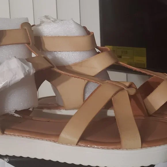 Tan Gladiator Styled Flats - Picture 3 of 5